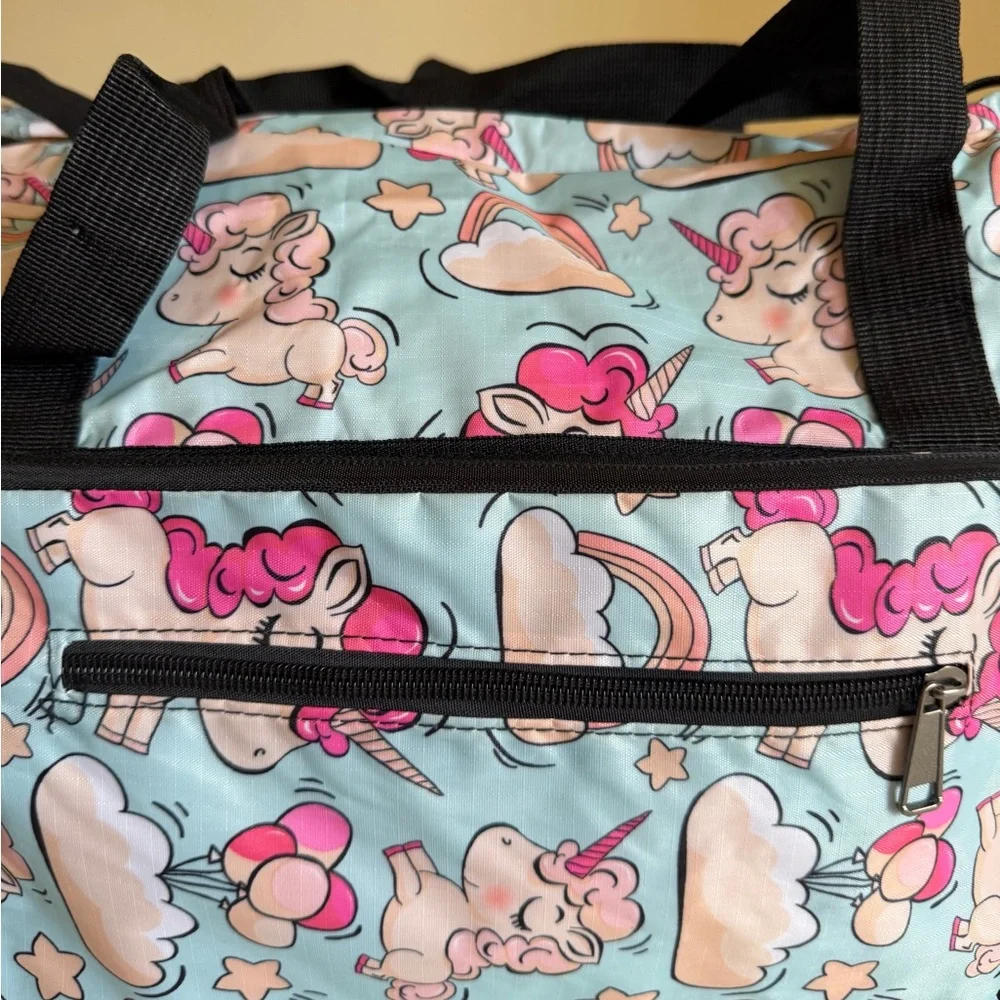 Foldable Unicorn Print Travel Weekender